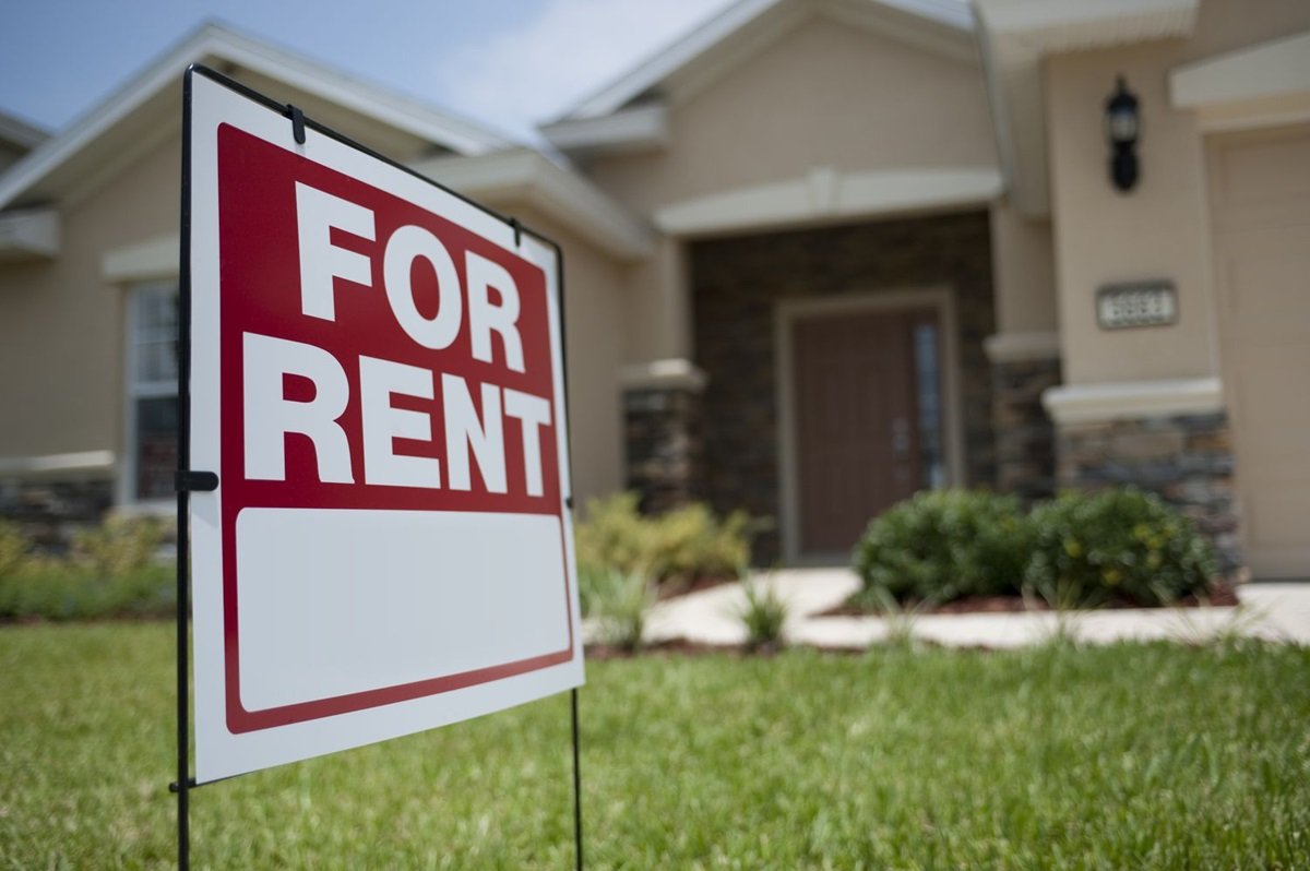 What To Pay Attention to When Looking at Townhome Rental Locations