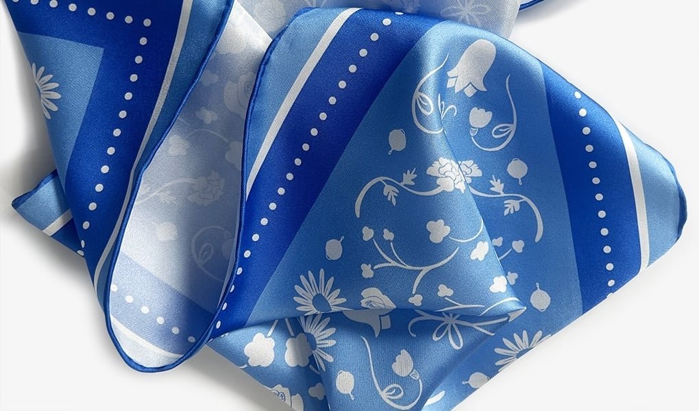 Custom Scarves: Ideal for Gifts, Promotions, and Personal Style